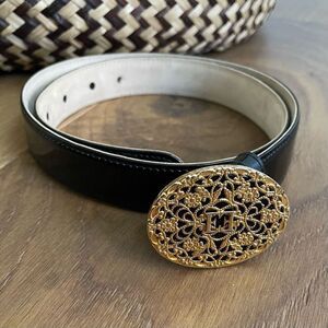 Escada Woman’s Black Patent Leather Belt Fold Filagree Buckle 36 S
